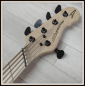 Preview: Dingwall SP1 MN 5-String, Ducati White