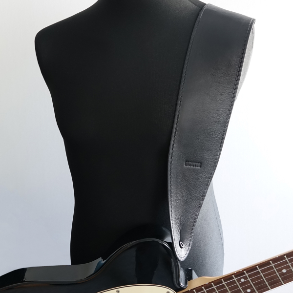 Richter Raw V Nappa Grip Black, #1999