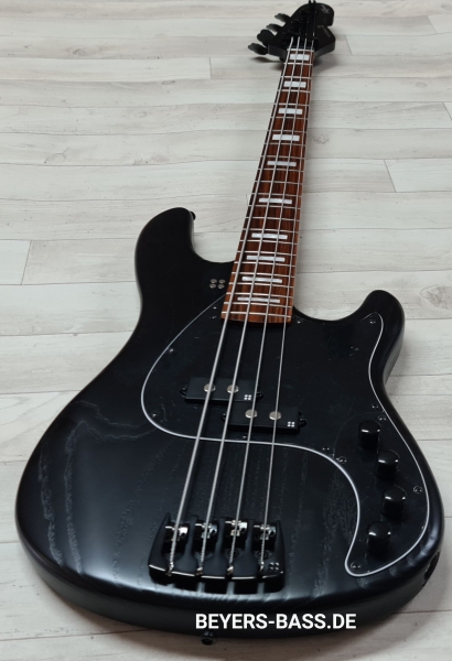 Sandberg California II VS4 Custom 3-EQ, Open Pore Black