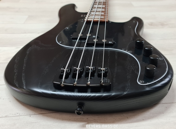 Sandberg California II VS4 Custom 3-EQ, Open Pore Black