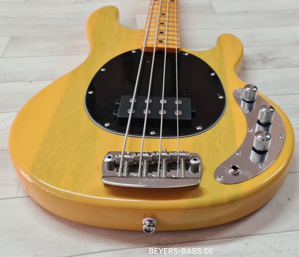 Sterling by Music Man StingRay Ray24 Classic, Butterscotch
