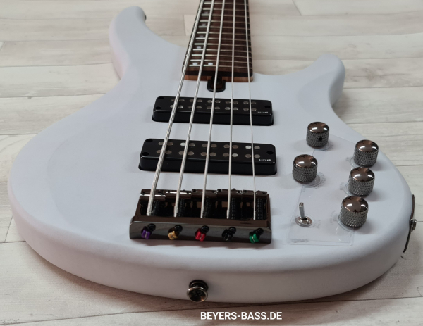 Yamaha TRBX505 TWH, Translucent White
