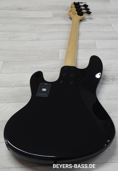 Sandberg California II TT4 Lionel Shortscale Greenline Custom, Highgloss Black