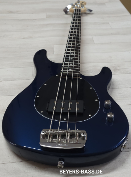 Sterling by Music Man SB14, Blue Pearl