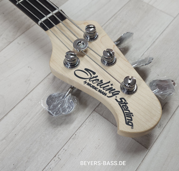 Sterling by Music Man SB14, Blue Pearl