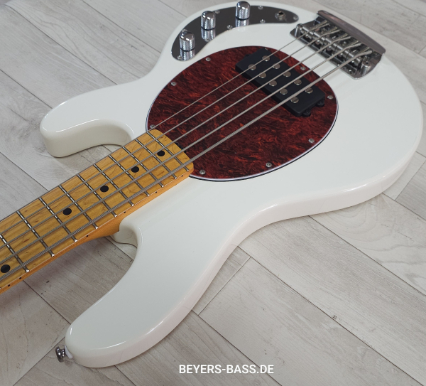 Sterling by Music Man StingRay Ray25 Classic, Olympic White