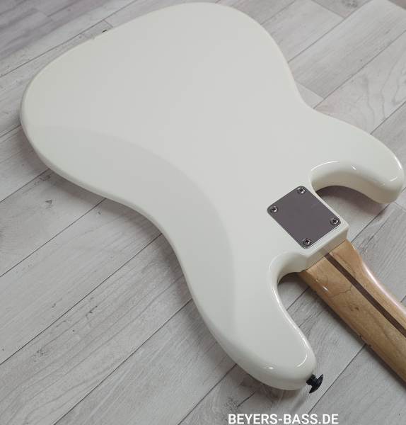 Fender Standard Series Precison Bass MN Modified, Arctic White, 2nd Hand