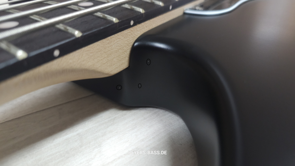 G&L Tribute SB-2 RW BKS, Black Frost, B-Stock