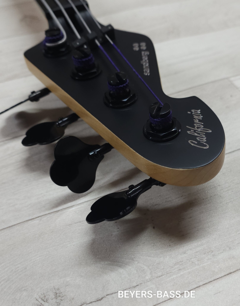 Sandberg California II TT4 Fretless, Open Pore Black, Linkshänder