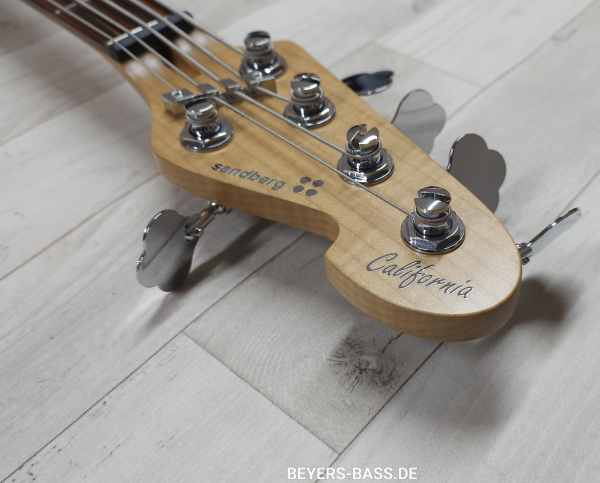 Sandberg California II TM5 Superlight Roasted Neck, Open Pore Tobacco Sunburst, 2nd Hand