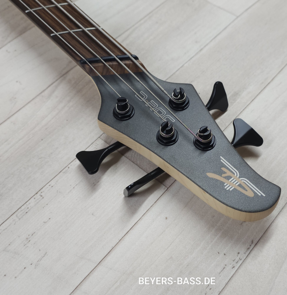 Dingwall D-Roc Standard 4 PF, Ducati White