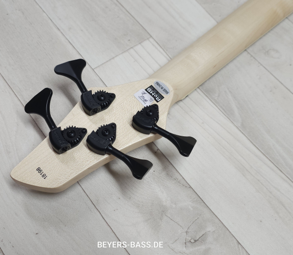 Dingwall NG3 4-String Nolly, Ducati Pearl White, Signature