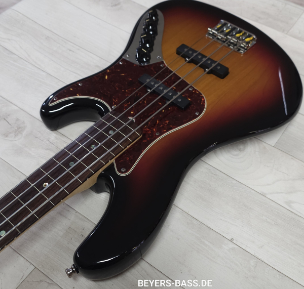 Preview: Fender American Deluxe Jazz Bass Fretless RW, 3-Color Sunburst, 2nd Hand