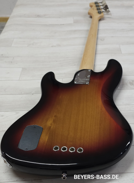 Fender American Deluxe Jazz Bass Fretless RW, 3-Color Sunburst, 2nd Hand