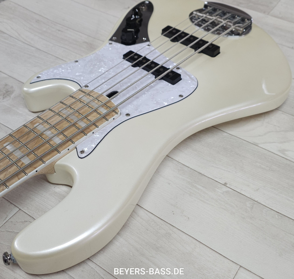 Preview: Lakland Skyline Darryl Jones 5 SDJ5 MN WP White Pearl, Signature