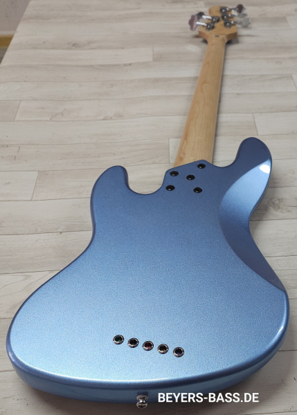 Lakland Skyline 55-60C Custom, Lake Placid Blue Gloss