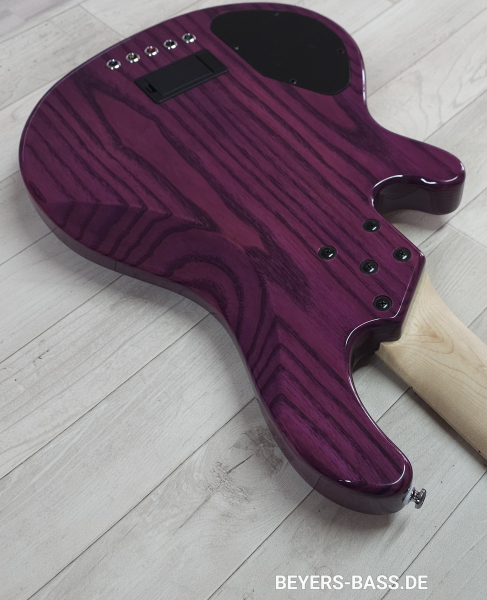 Lakland Skyline 55-02 Deluxe, Translucent Purple Gloss