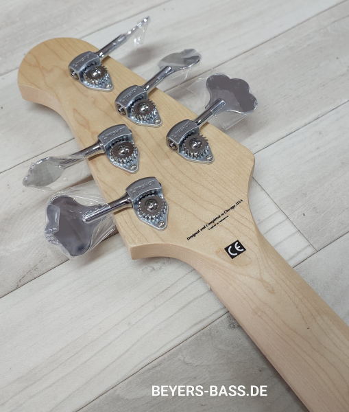 Lakland Skyline 55-02 Deluxe, Translucent Purple Gloss