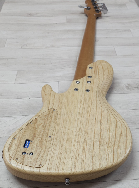 Sadowsky Custom Shop Single Cut 24-5 Walnut, Natural Transparent Satin, 2nd Hand