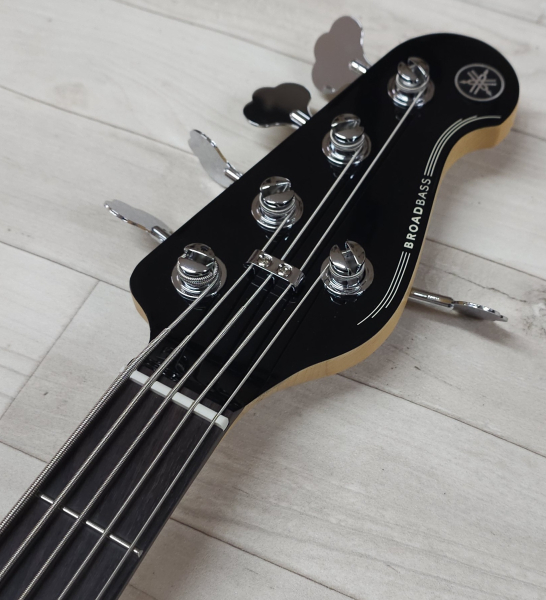Yamaha Pro Series BBP35, Vintage White II