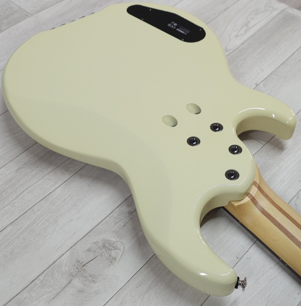 Yamaha Pro Series BBP35, Vintage White II