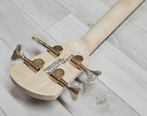 Spector Icon NS-2 Bolt-On, White Gloss