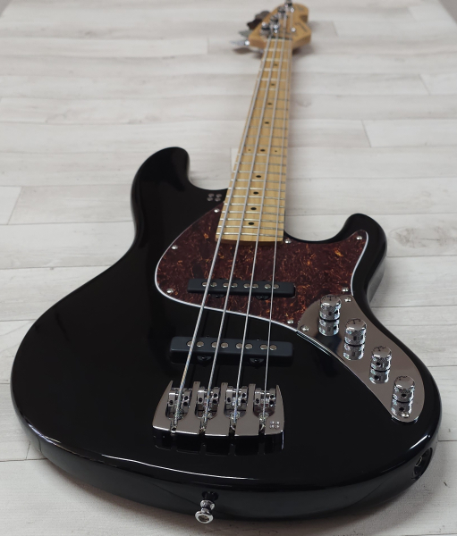 Sandberg California II TT4 Lionel Shortscale Greenline Custom, Highgloss Black