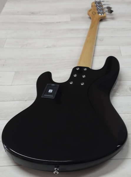 Sandberg California II TT4 Lionel Shortscale Greenline Custom, Highgloss Black