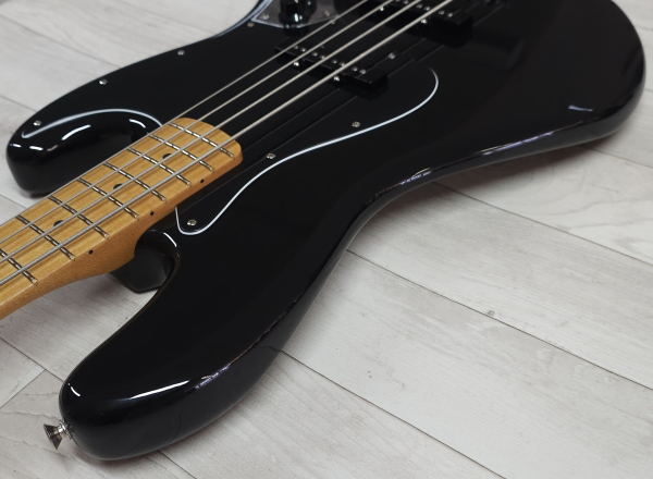 Preview: Fender Player II Jazz Bass MN, Black Highgloss, 2nd Hand