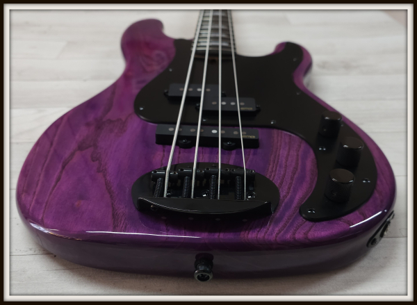 Lakland Skyline 44-64 Custom GZ Geezer Butler, Translucent Purple Gloss