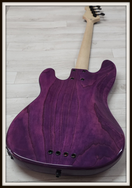 Lakland Skyline 44-64 Custom GZ Geezer Butler, Translucent Purple Gloss