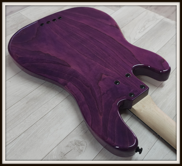 Lakland Skyline 44-64 Custom GZ Geezer Butler, Translucent Purple Gloss