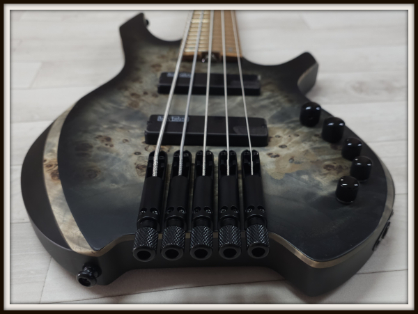 Cort Artisan Series Space 5 Headless, Star Dust Black *B-Ware*