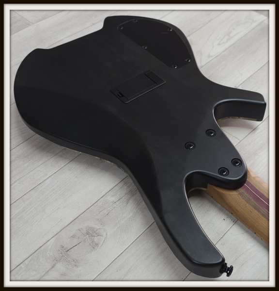 Cort Artisan Series Space 5 Headless, Star Dust Black *B-Ware*