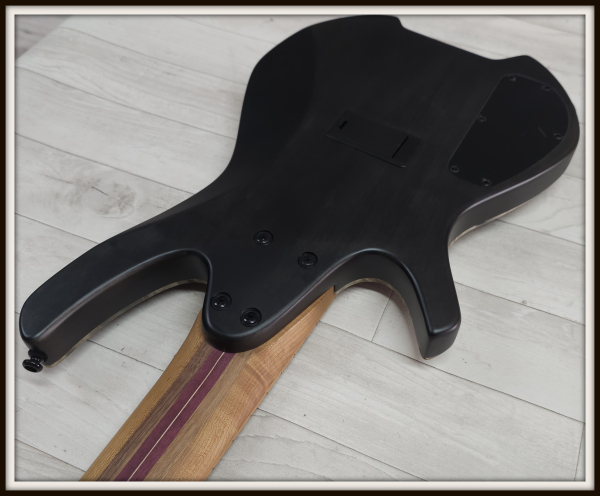 Cort Artisan Series Space 5 Headless, Star Dust Black *B-Ware*