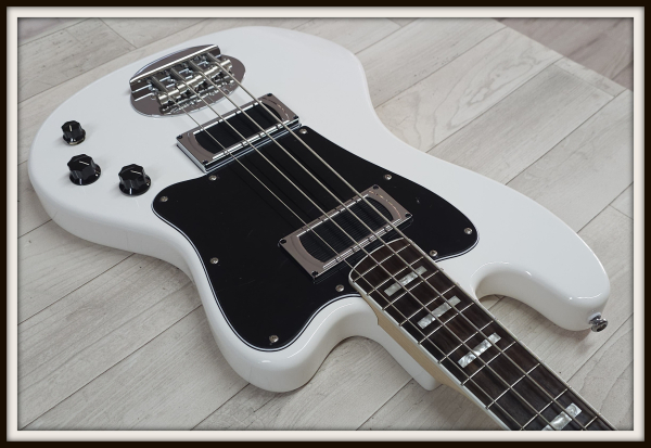 Preview: Lakland Skyline Decade, White Gloss