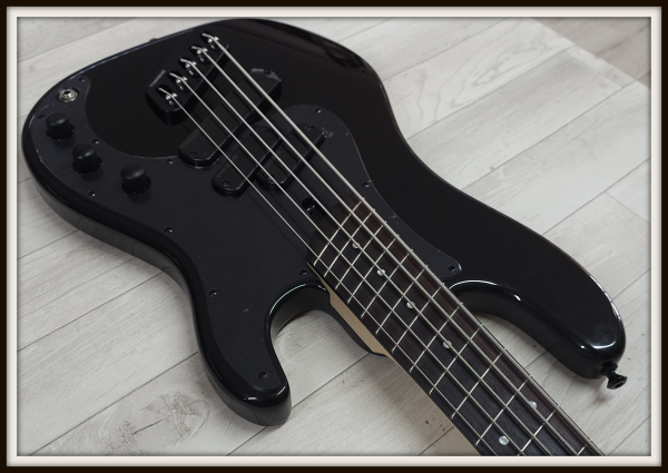 Dingwall SP1 5-String, Black Highgloss