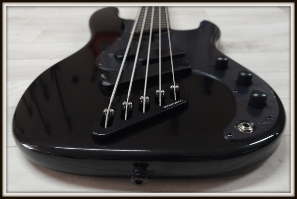 Dingwall SP1 5-String, Black Highgloss
