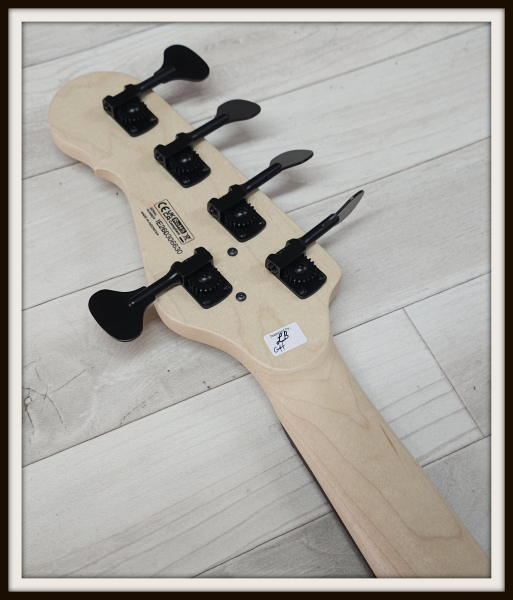 Dingwall SP1 5-String, Black Highgloss