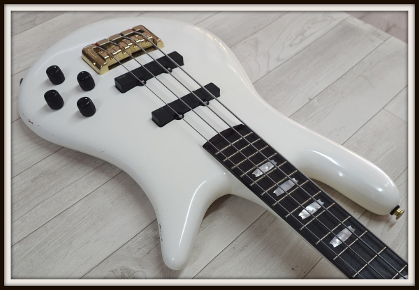 Preview: Spector Euro 4 Artist Doug Wimbish, White Relic, Signature