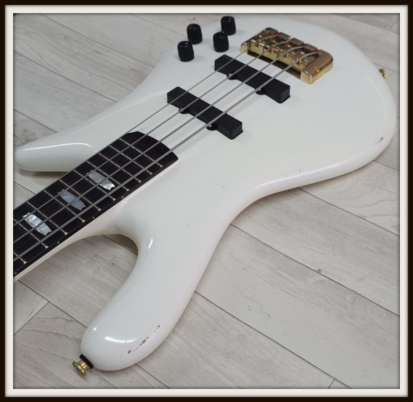 Preview: Spector Euro 4 Artist Doug Wimbish, White Relic, Signature