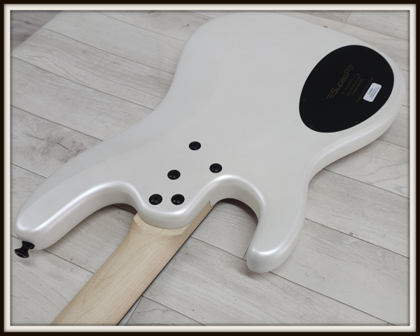 Dingwall SP1 4-String, Ducati White
