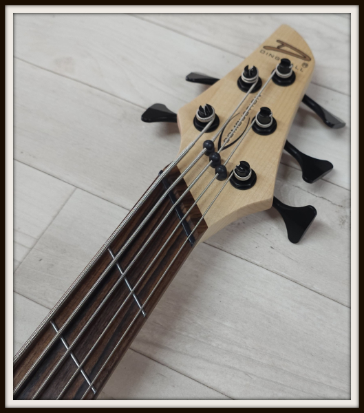 Dingwall AW3 5-String Amos Williams Combustion, Matte Natural, Signature, Limited Edition