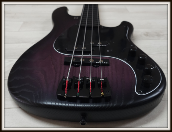 Preview: Sandberg California II VT4 Ebony Fretless, Open Pore Violetburst