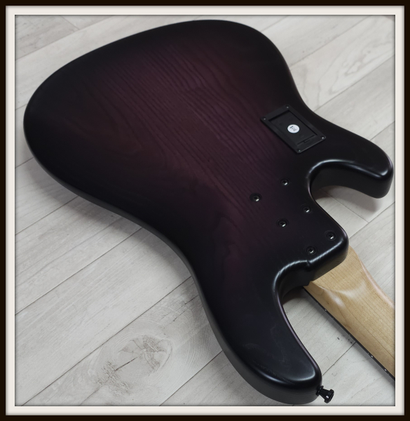 Sandberg California II VT4 Ebony Fretless, Open Pore Violetburst