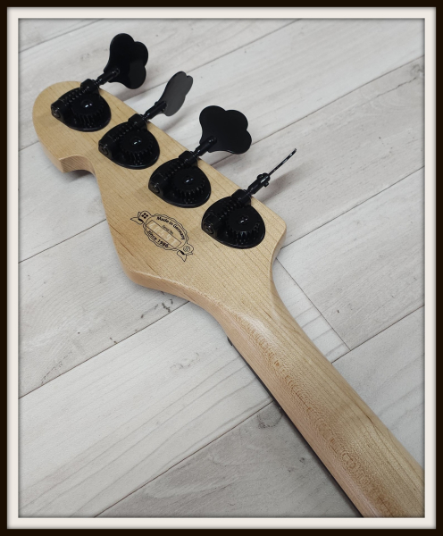 Sandberg California II VT4 Ebony Fretless, Open Pore Violetburst