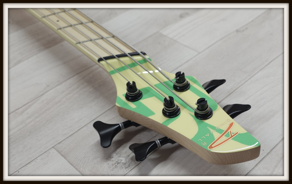 Dingwall JT3 John Taylor 4-String, Primrose