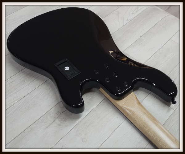 Sandberg California II VM4 RW, Black Highgloss, Linkshänder