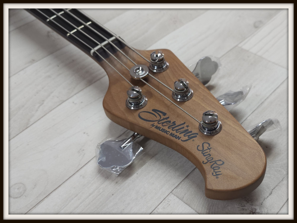 Sterling by Music Man Stingray SS4 Shortscale, Toluca Lake Blue