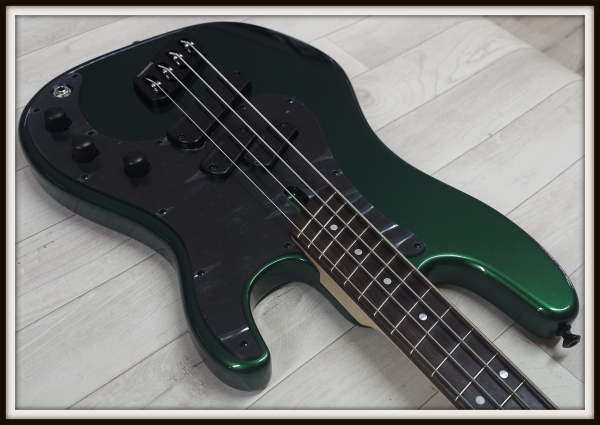 Preview: Dingwall SP1 4-String, Dark Candy Green